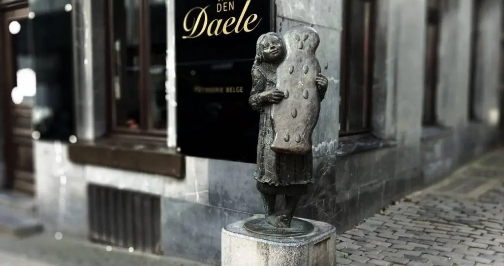 Aachen Akwizgran atrakcje zwiedzanie zwiedzać Achener Printen