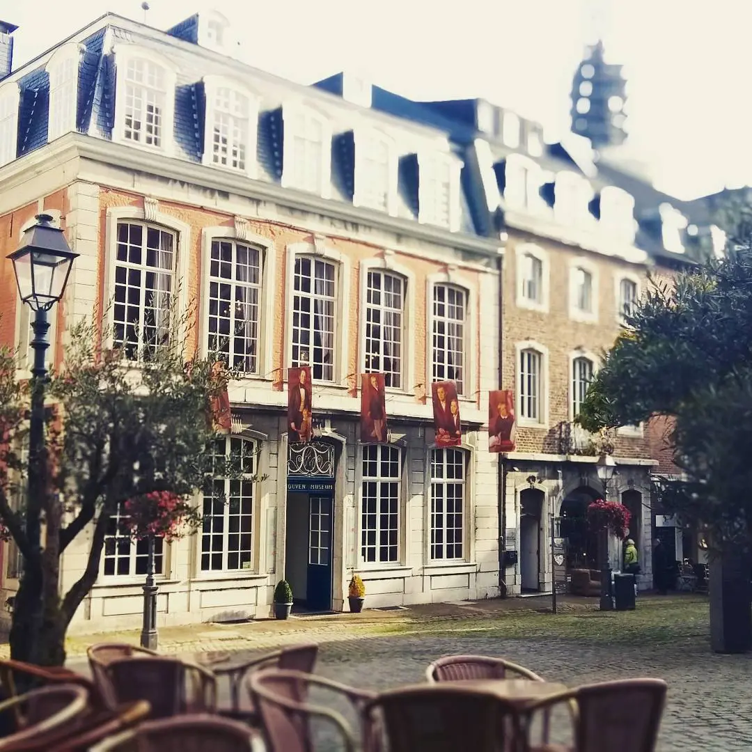 Akwizgran w jeden dzień | Karol Wielki, pierniki i pomniki