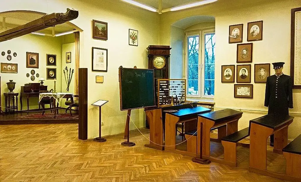 Muzeum Lat Szkolnych Stefana Żeromskiego w Kielcach, Kielce, zwiedzanie, weekend, atrakcje