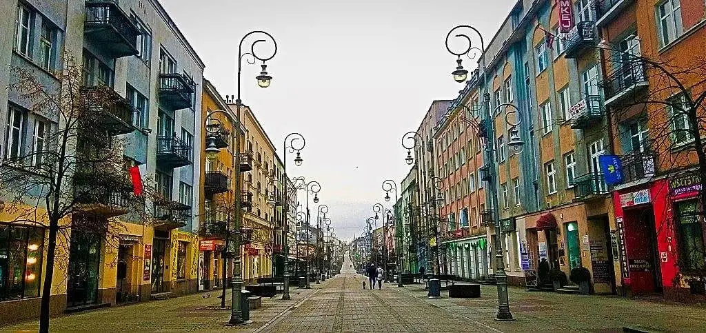 Kielce atrakcje zwiedzanie deptak Sienkiewicza