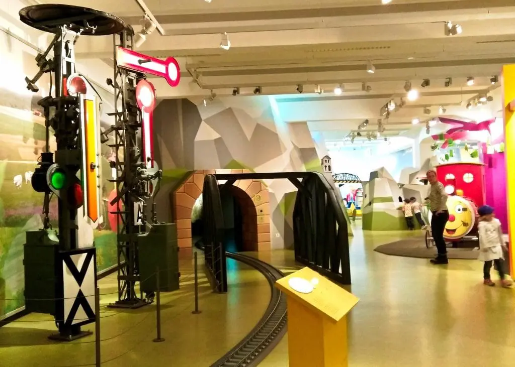 DB Museum Norymberga pociągi, Deutsche Bahn, skansen kolejowy, muzeum transportu, makiety kolejowe, Niemcy, Bawaria
