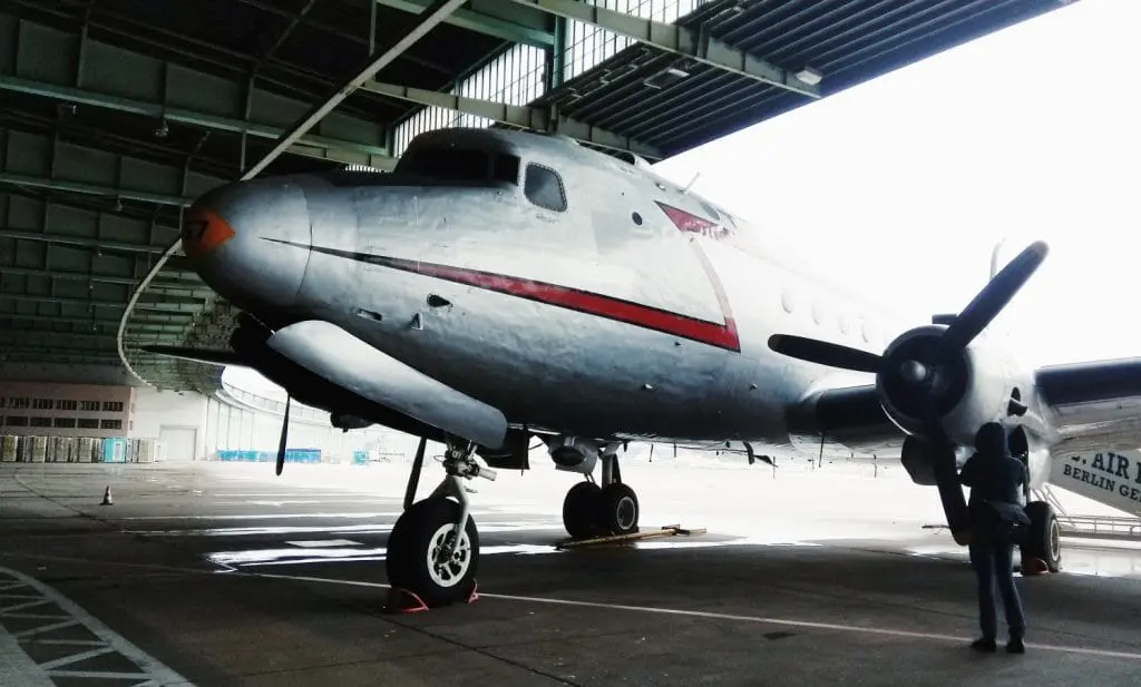 Berlin Tempelhof zwiedzanie. Nieoczywiste atrakcje Berlina. Berlin alternatywny