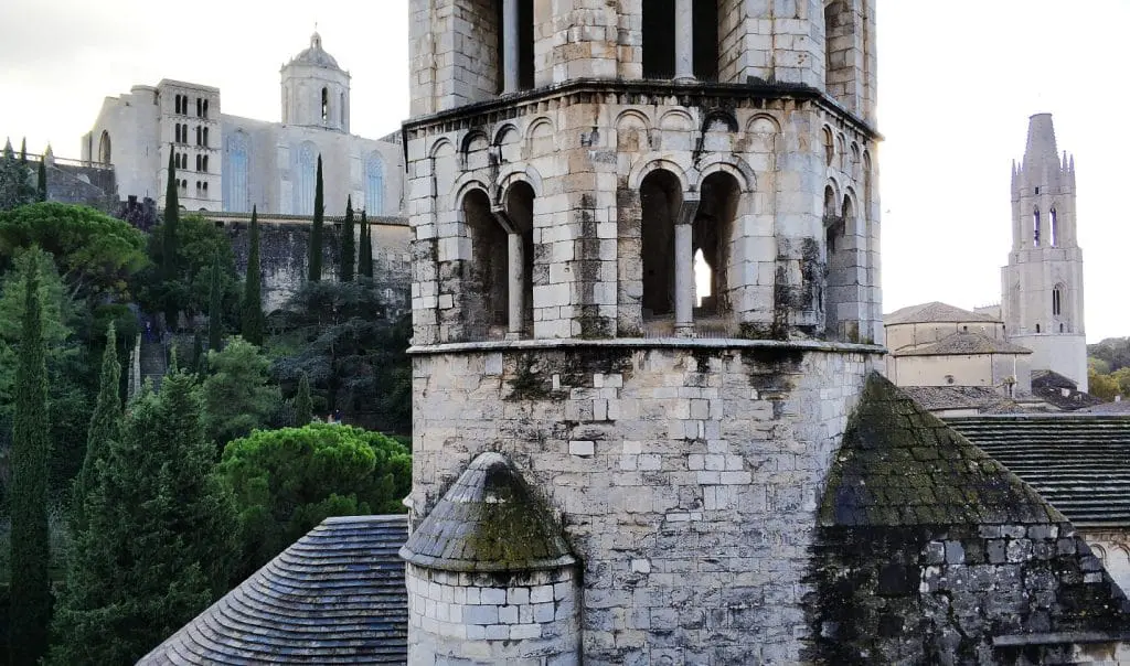 Średniowieczne zabytki Girony. Girona co robić. Co zwiedzić w Gironie. Girona atrakcje turystyczne