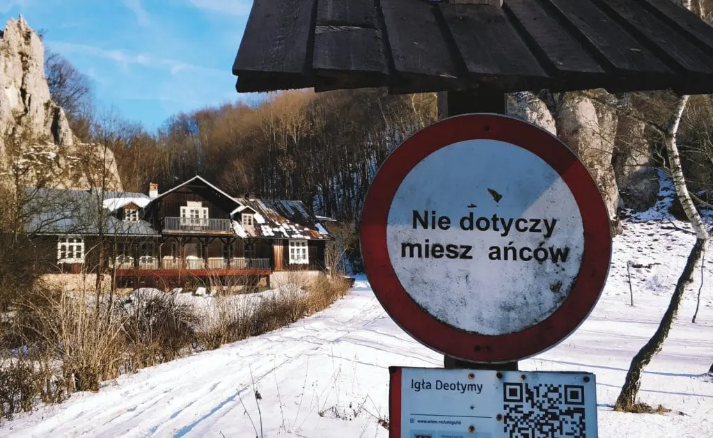 Ojcowski Park Narodowy zimą. Szlaki w ojcowie. Jednodniowe wycieczki w okolice Krakowa