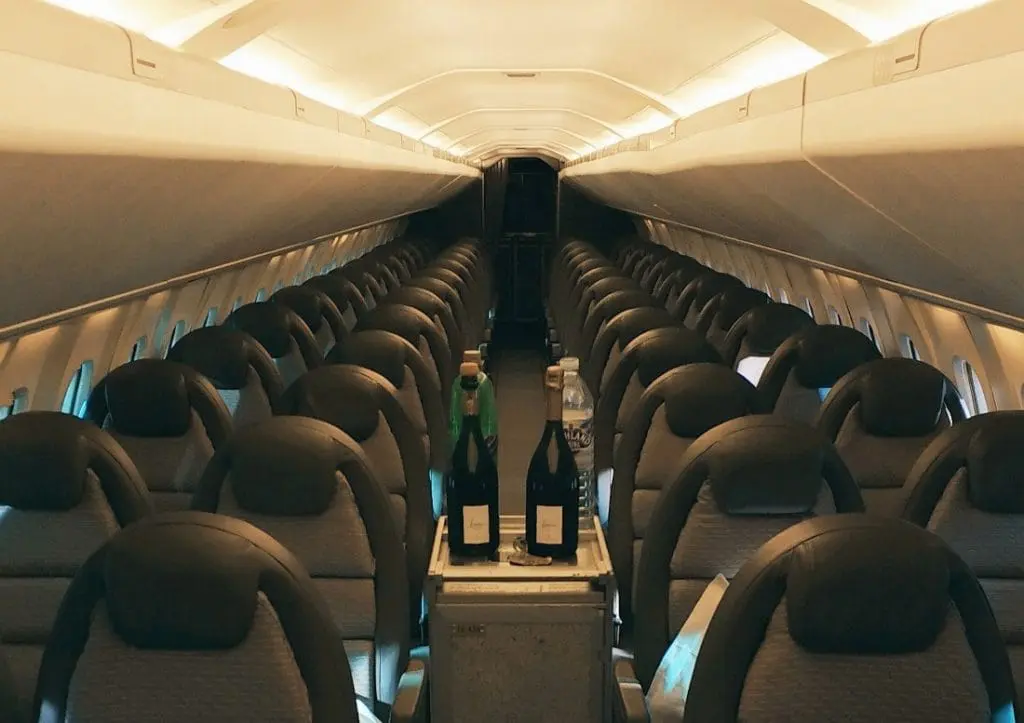 Co w środku Concorde'a. Muzeum Lotnictwa w Szkocji. Atrakcje w okolicy Edynburga