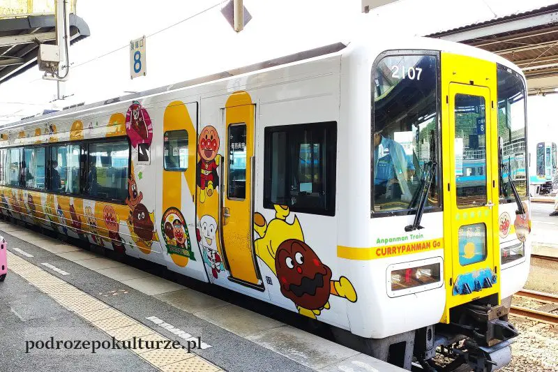 Anpanman train Shikoku