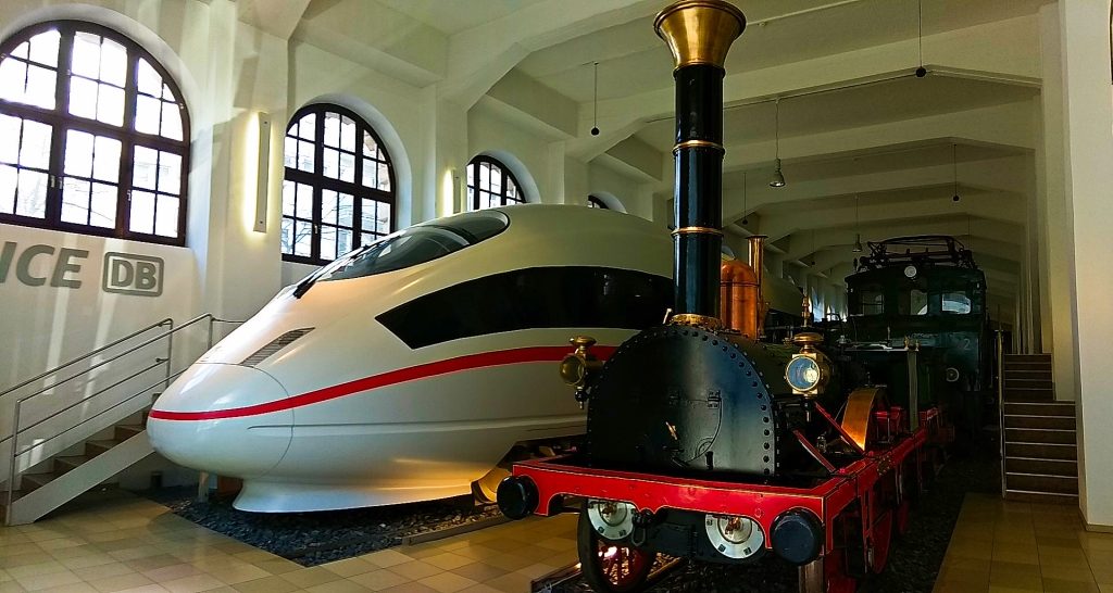 DB Museum Norymberga pociągi, Deutsche Bahn, skansen kolejowy, muzeum transportu, makiety kolejowe
